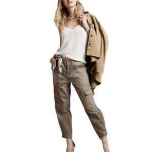 Banana Republic Tapered Utility Surplus Cargo Pants in Khaki Size 4